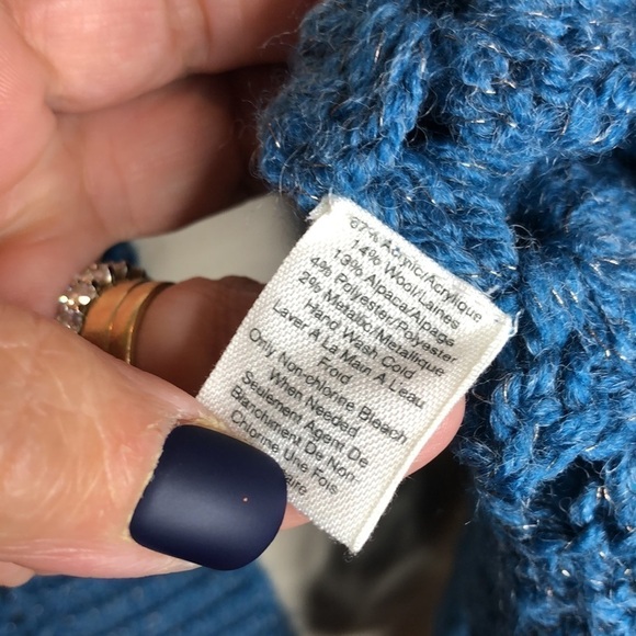 Kimchi & Blue For Anthropologie Light Blue and Gold Thread Crocheted Cape Poncho - Picture 6 of 8